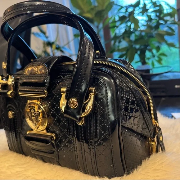 Gucci Babouska studded Black Patent Leather Shoulder Bag - Picture 3 of 16
